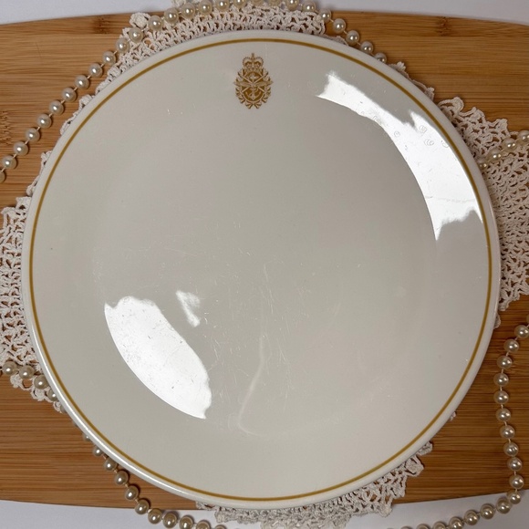Porcelaine Syracuse Other - Vintage Canadian Military Mess Dinner Plate
